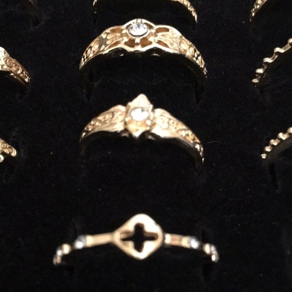 Set of 11 Knuckle Rings - Picture 6 of 14